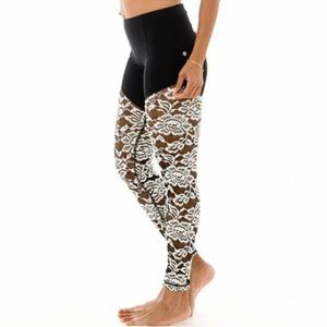 Vimmia Glacier Tenacity Black Leggings w Sheer White Rose Print Lace Detail